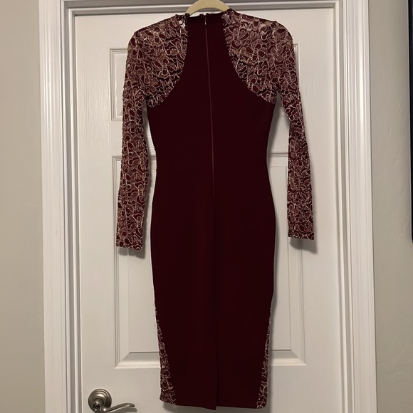 Privy Burgundy Lace Dress size small - Picture 7 of 12